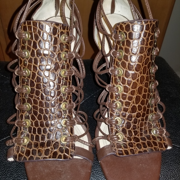 Zara Heeled Gladiator style shoe - Picture 6 of 6